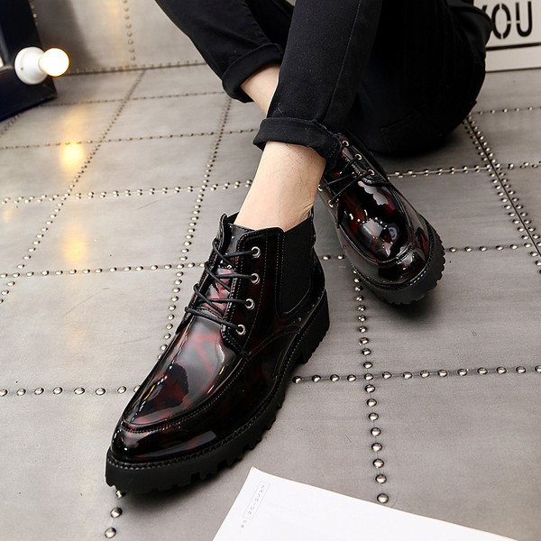 Мъжки модерни лачени боти в черен цвят