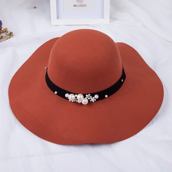 Palarie moderna de dama cu perle decorative in mai multe culori