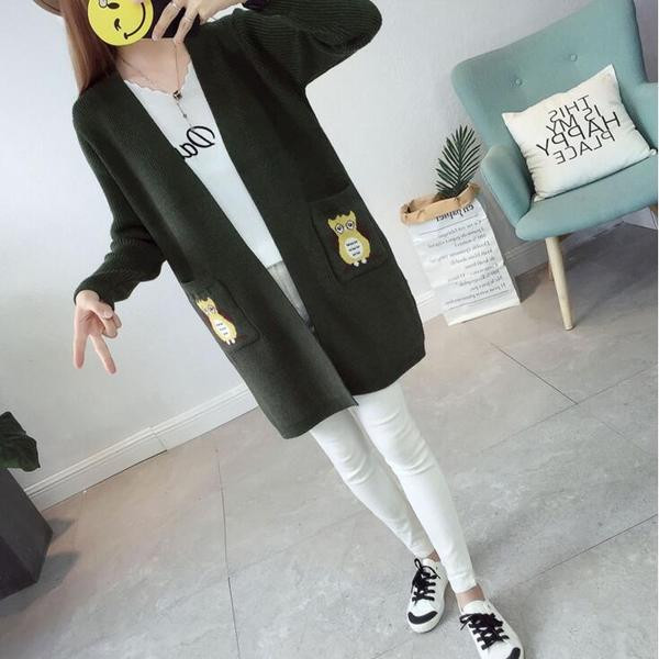 Ежедневна дамска жилетка с цветна бродерия на джобовете в няколко цвята 