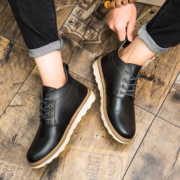 Елегантни мъжки боти от еко кожа в три цвята