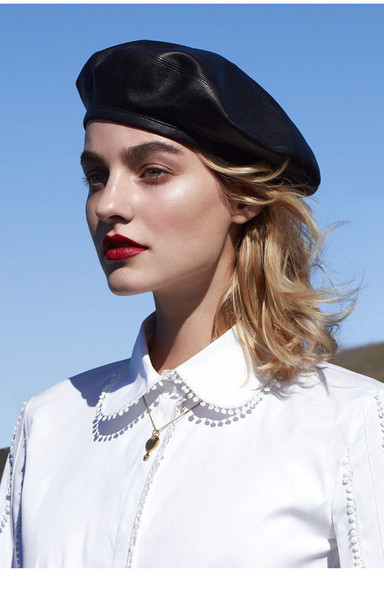 Palarie de dama din piele ecologica de culoare neagra