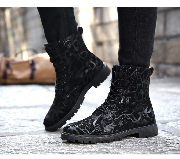 Cizme barbatesti in doua culori cu talpa aspra