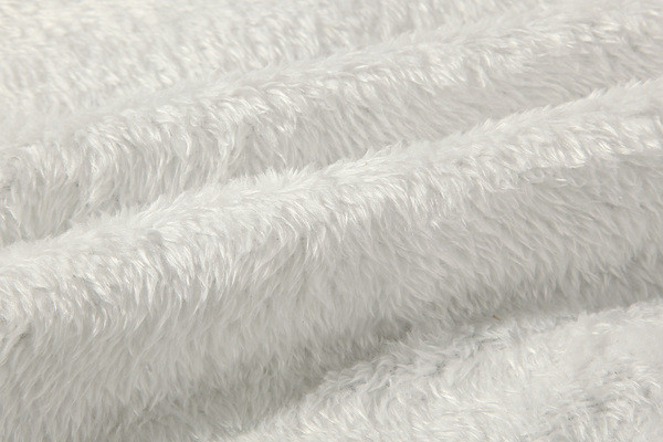 Geaca de iarna pentru barbati cu gluga si puf in trei culori