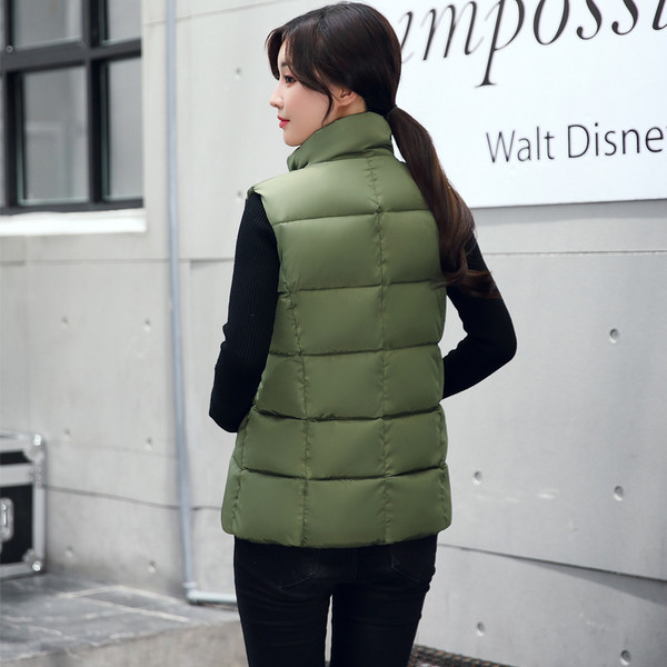 Γυναικείο  αθλητικό και καθημερινό γιλέκο με ψηλό γιακά