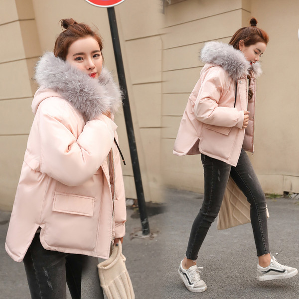 Γυναικείο μπουφάν με γούνα σε τέσσερα χρώματα