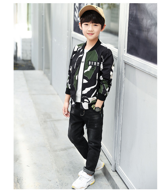 Zöld színű gyerek pulóver fiúknak