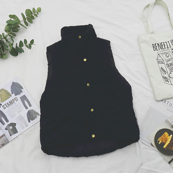 Ελαφρύ μαύρο και μπλε ανδρικό γιλέκο 