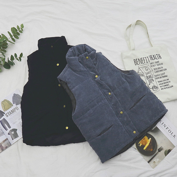 Ελαφρύ μαύρο και μπλε ανδρικό γιλέκο 