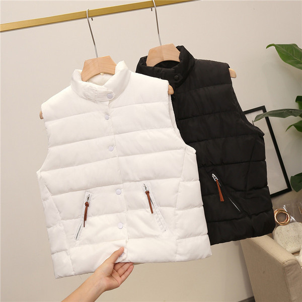 Vestă sport modernă pentru bărbați în alb-negru