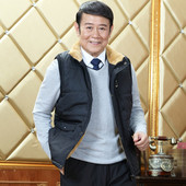 Μοντέρνο ανδρικό χειμερινό γιλέκο σε μαύρο και μπλε χρώμα