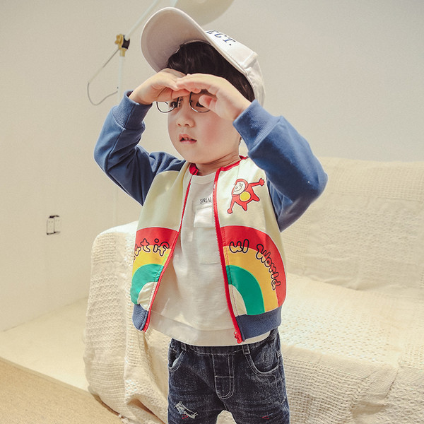 Geaca moderna pentru copii cu aplicatie pentru baieti