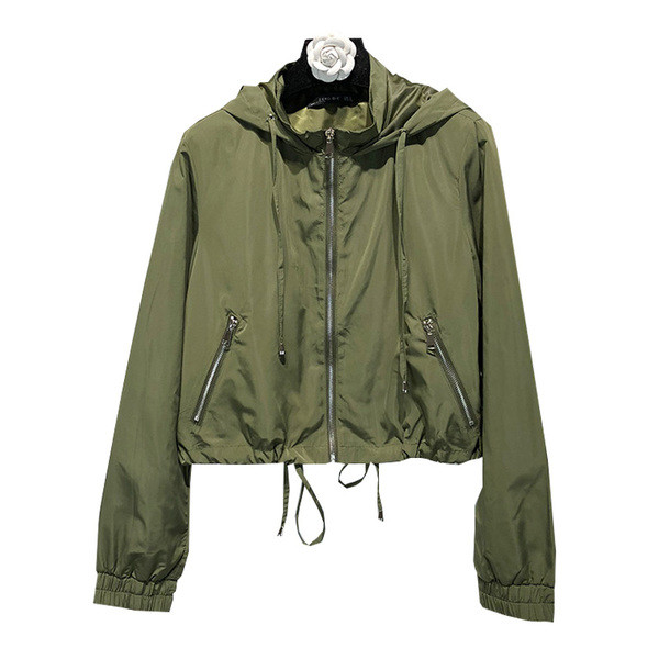 Тънко дамско яке с качулка в зелен и черен цвят