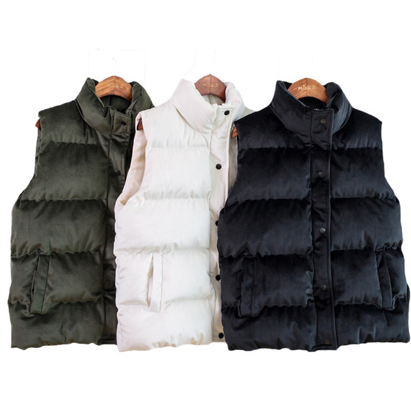 Μοντέρνο ανδρικό γιλέκο σε τρία χρώματα
