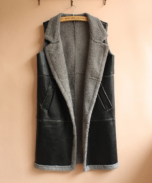 Γυναικέιο μοντέρνογιλέκο απο έκο δέρμα με επένδυση σε τρία χρώματα