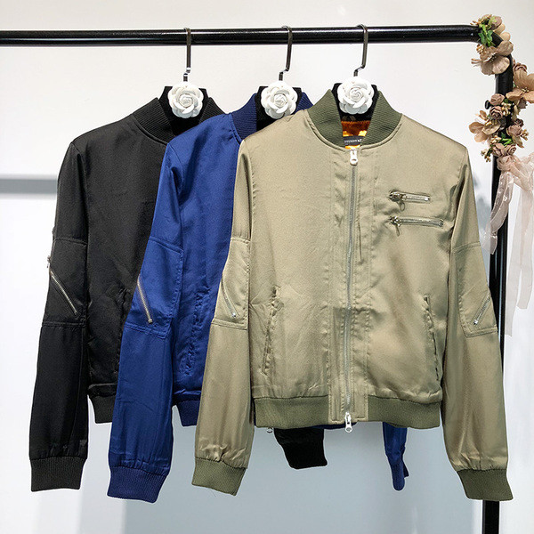 Καθημερινό γυναικείο  μπουφάν με φερμουάρ σε τρία χρώματα