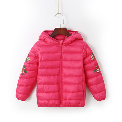 Παιδικό μπουφάν για το φθινοπώρο και το χειμώνα για κορίτσια - δύο μοντέλα σε διάφορα χρώματα