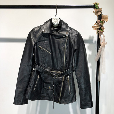 Модерно дамско яке от еко кожа с ципове в три цвята