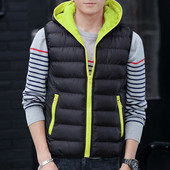 Ανδρικό γιλέκο με κουκούλα  σε δύο χρώματα