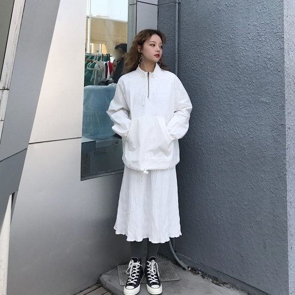 Ежедневно есенно дамско яке в два цвята