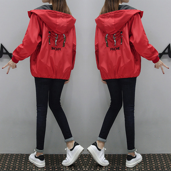 Γυναικείο μπουφάν για το  φθινόπωρο με δύο πρόσωπα