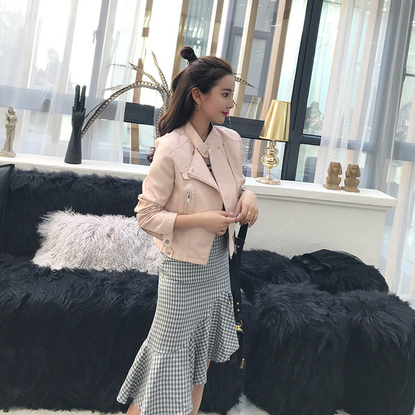 Δερμάτινο μπουφάν κατάλληλο για τη καθημερινή ζωή σε τρία χρώματα