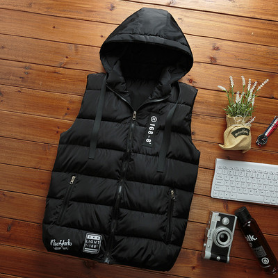 Ανδρικό αθλητικό γιλέκο με τσέπες και κουκούλα σε διάφορα χρώματα