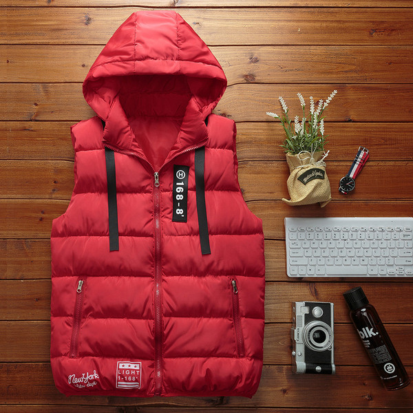 Ανδρικό αθλητικό γιλέκο με τσέπες και κουκούλα σε διάφορα χρώματα