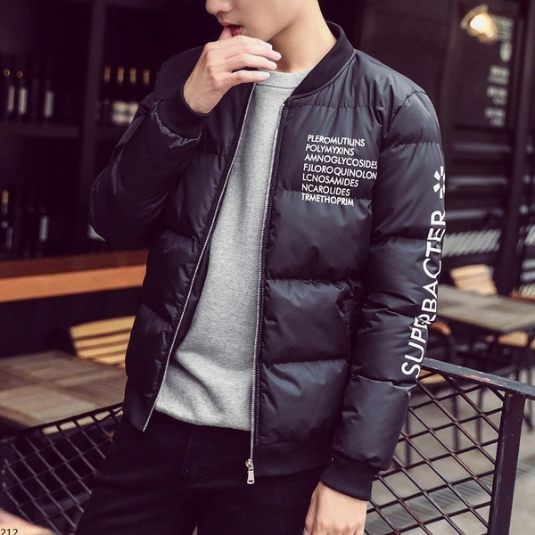 Geaca de zi cu zi pentru barbati cu inscriptii in alb si negru