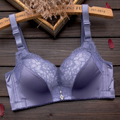 Γυναικείο σουτιέν με δαντέλα σε διάφορα χρώματα