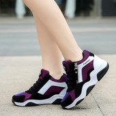 Κομψά κυρίες πάνινα παπούτσια σε δύο χρώματα