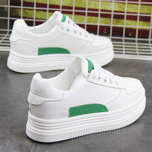 Μοντέρνα γυναικεία  πάνινα παπούτσια υψηλών τακουνιών