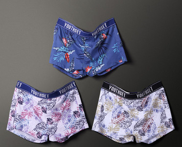 Lenjerie modernă pentru bărbați - un set de 3 piese în mai multe culori și modele