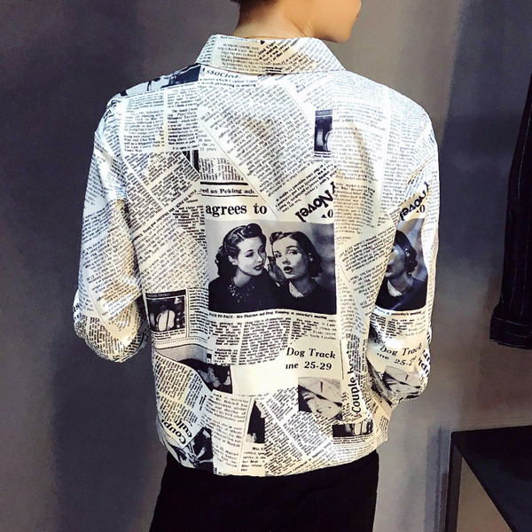 Cămașă modernă pentru bărbați cu imprimeu în alb și negru