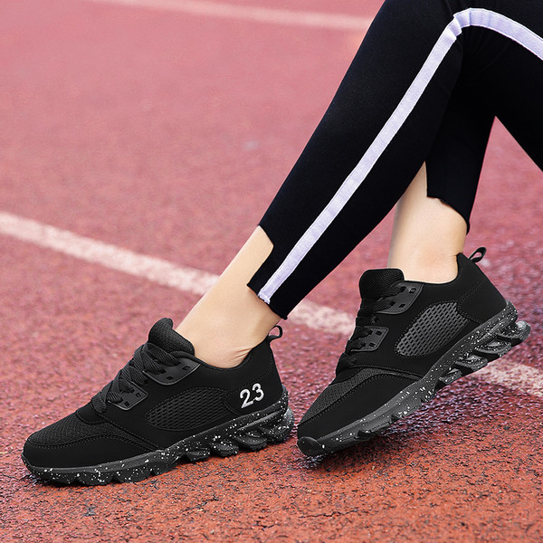 Adidași sport de damă potriviti pentru utilizarea de zi cu zi