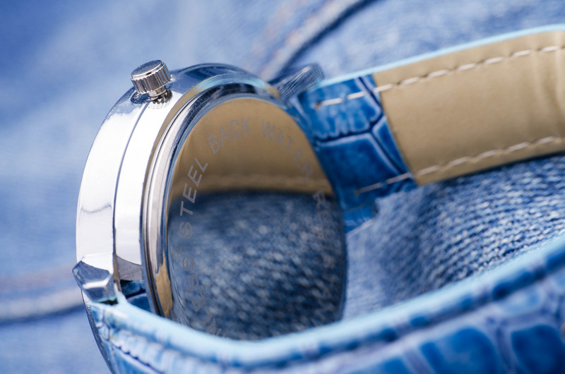 Дамски часовник Saneesi Heart в Синьо