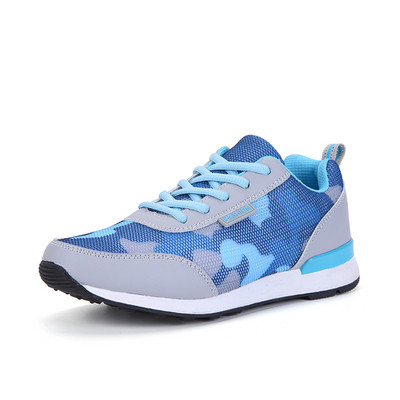 Ανδρικά πάνινα παπούτσια σε διάφορα χρώματα κατάλληλα για τη καθημερινή ζωή