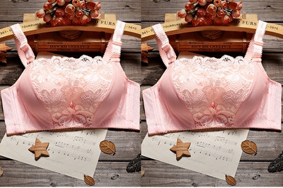 Σετ από δύο τεμ. σουτιέν από  δαντέλας σε διάφορα χρώματα