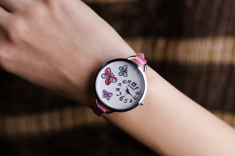 Дамски часовник Saneesi Minnie в Светло Розово