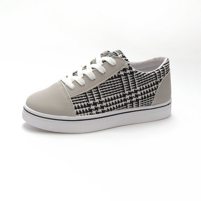 Γυναικεία  πάνινα παπούτσια κατάλληλα για τη καθημερινή ζωή σε διάφορα χρώματα