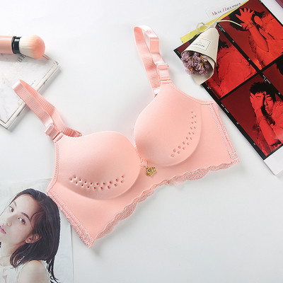 Σύγχρονο γυναικείο σουτιέν σε τέσσερα χρώματα