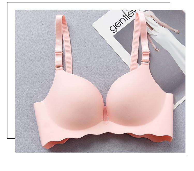 Σετ από δύο  σουτιέν σε διάφορα χρώματα