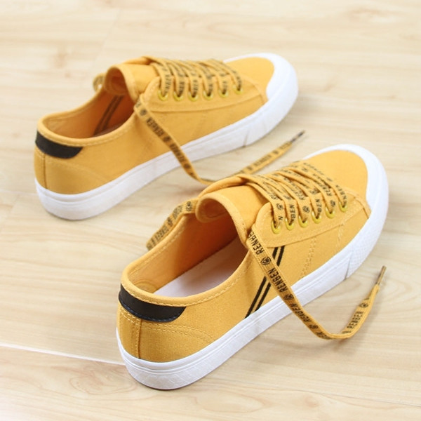 Γυναικεία αθλητικά πάνινα παπούτσια σε διάφορα χρώματα