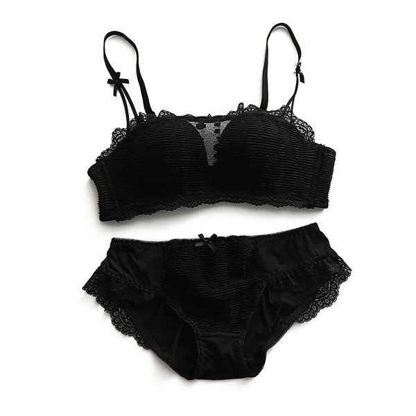 Γυναικείο σετ σουτιέν από  δαντέλα σε λευκό, μαύρο και γκρι χρώμα