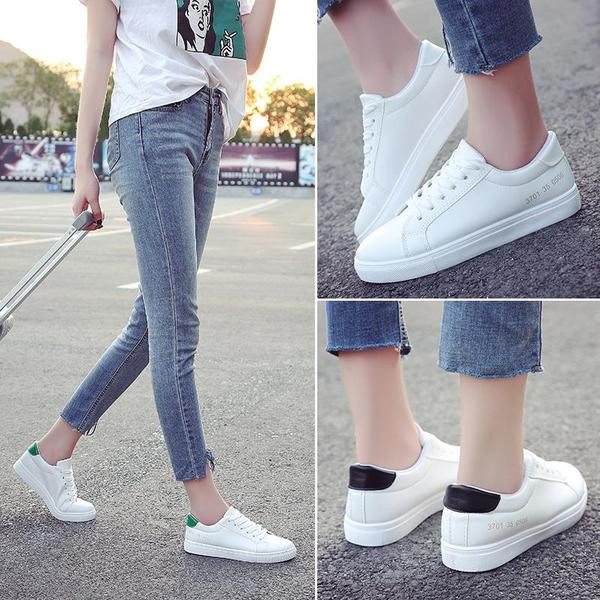 Καθημερινά αθλητικά παπούτσια σε λευκό χρώμα