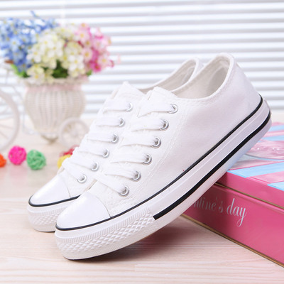 Γυναικεία αθλητικά πάνινα παπούτσια σε διάφορα χρώματα κατάλληλα για άνδρες και γυναίκες