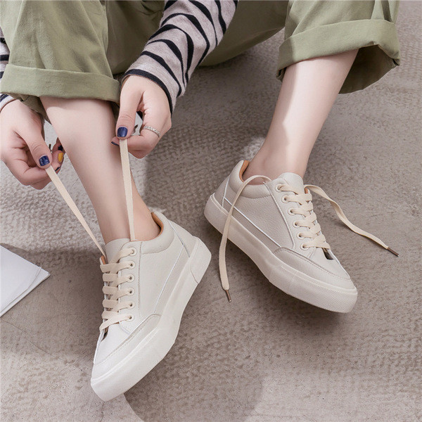 Adidasi moderni de dama in culori vii