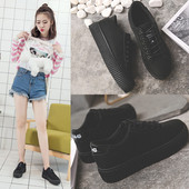 Μοντέρνα γυναικεία παπούτσια σε σκούρα χρώματα