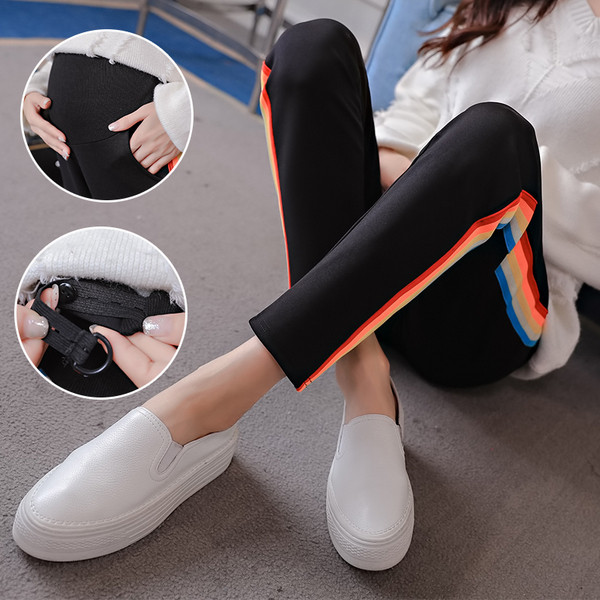 Καθημερινά παντελόνια για έγκυες γυναίκες με έγχρωμες άκρες