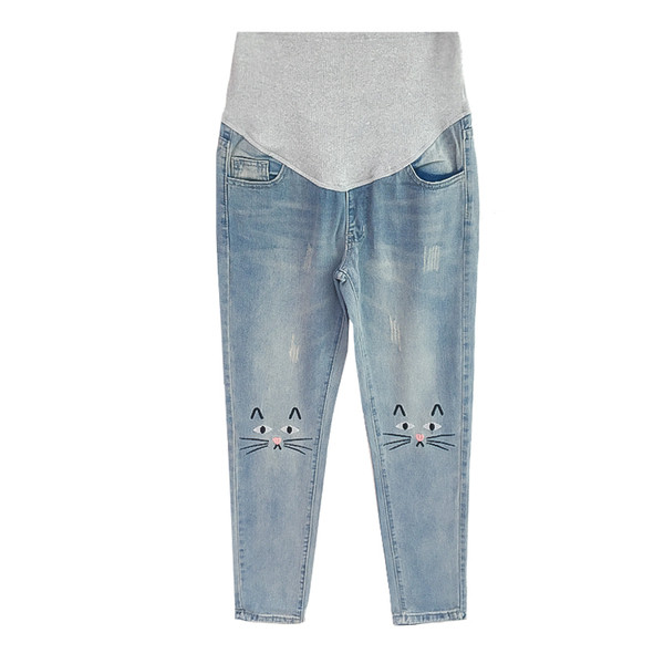 Μοντέρνα τζιν για εγκύους με κεντήματα