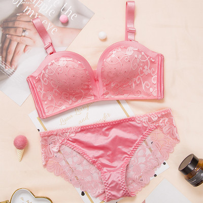 Κομψό  γυναικείο σετ  σουτιέν με δαντέλα σε διάφορα χρώματα